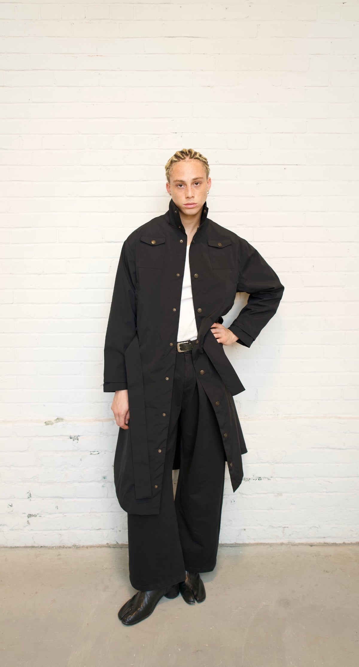 “Villain”trench